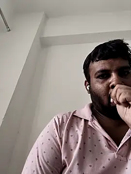Chatroom XXX en direct de vinay_smalldick