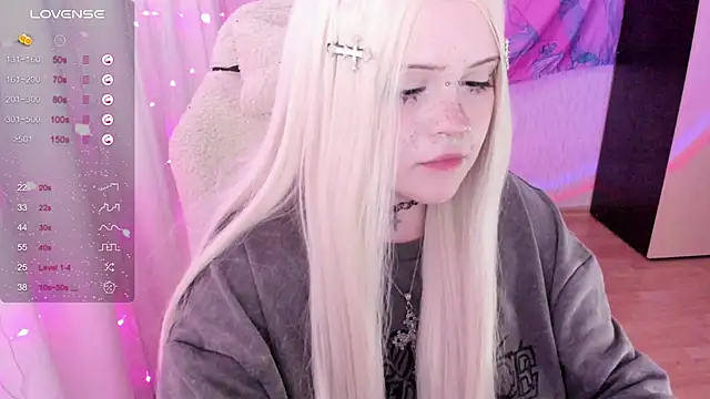 SelenaCute Chat XXX live