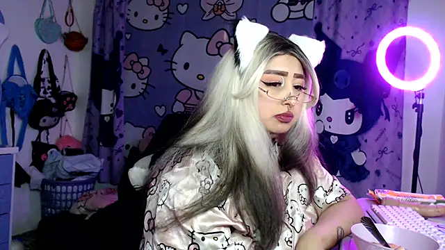 Živý XXX chat lussyevans24