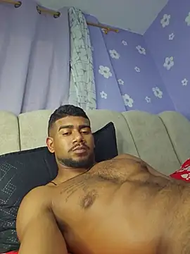 Chatroom XXX en direct de Euse09