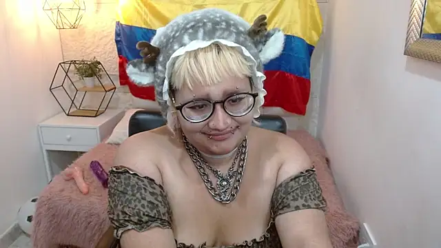 Echypyon_'s Live XXX Chat