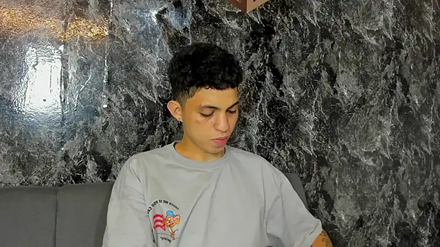 Онлайн чат XXX cameron_lux77