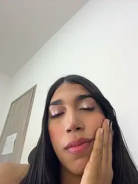AmbarFoxx_ Chat XXX live