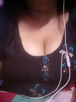 TINASONI 现场XXX聊天