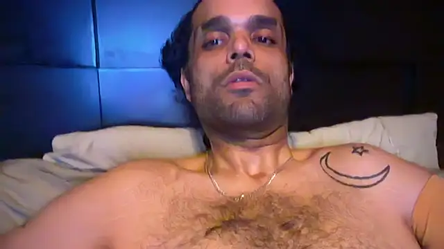 Chatroom XXX en direct de KungFuPanda001