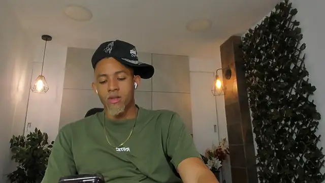 B_Wild 现场XXX聊天