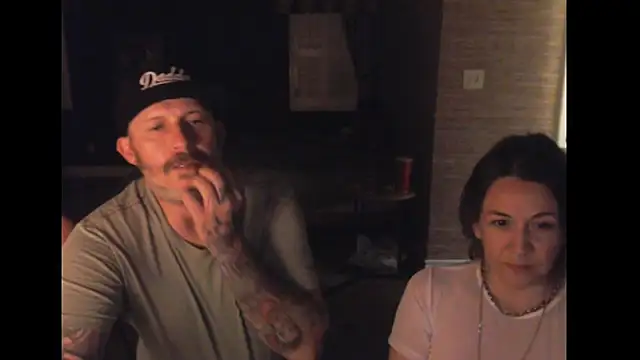 NightshiftLove's Live XXX Chat