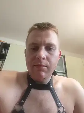 Živý XXX chat Matttthees
