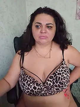 -CUTE-EVVIL- Adlı Modelin Canlı XXX Sohbeti