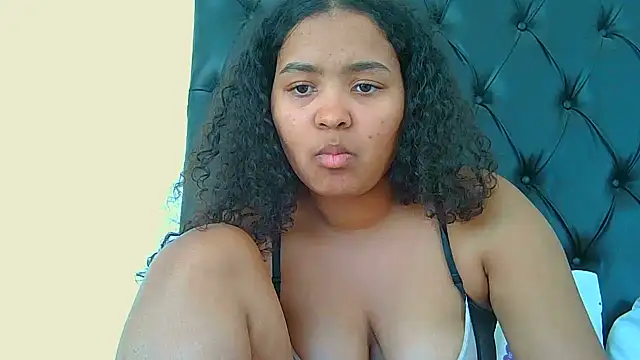 indianaphrodite1 Live XXX-Chat