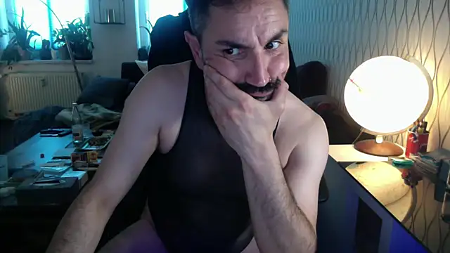 tomz0819 Live XXX-Chat