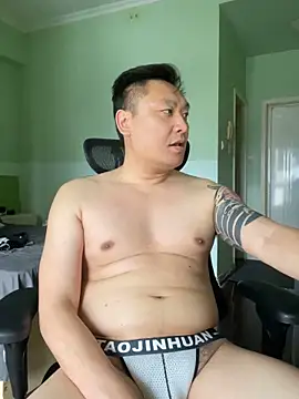 mrcake666 即時 XXX 聊天