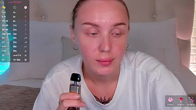 Chat +18 de LianaFord ao vivo