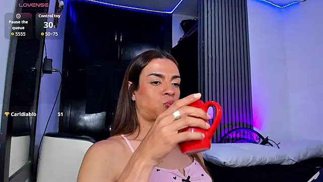 Dollcatalina 라이브 XXX 채팅