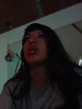 XXX chat uživo modela MeelFox