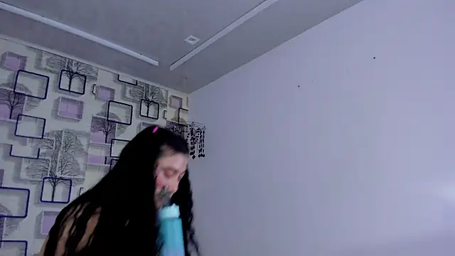 Онлайн чат XXX emilly_duque