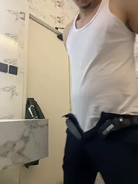 Chatroom XXX en direct de Yassin_ksa