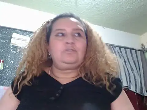 Chat XXX Live Perla1981--