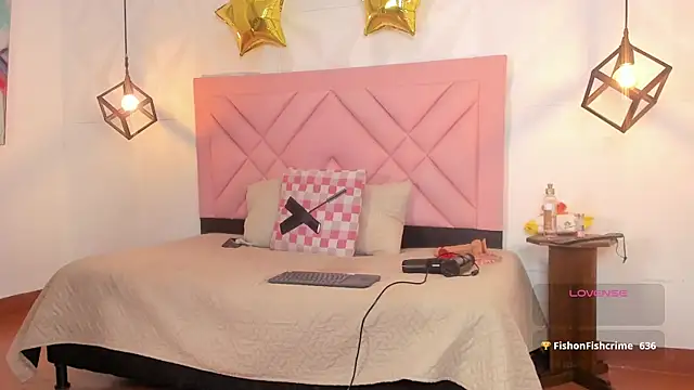 curly_babe's Live XXX Chat