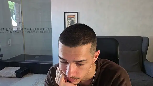 Živý XXX chat KaydenDrew
