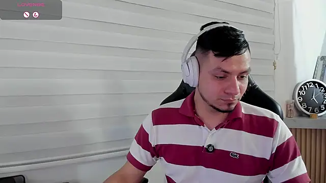 Chat XXX en directo de Rick_Adams