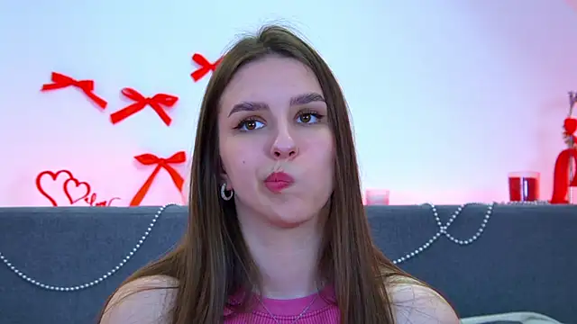 AliceAtkins Adlı Modelin Canlı XXX Sohbeti