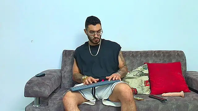 thebadboys05's Webcam Show