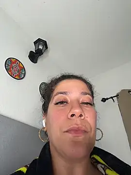 Bigbuttbrooklynn élő XXX-chatje