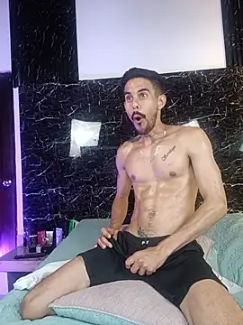 Leo_Vesper Adlı Modelin Canlı XXX Sohbeti