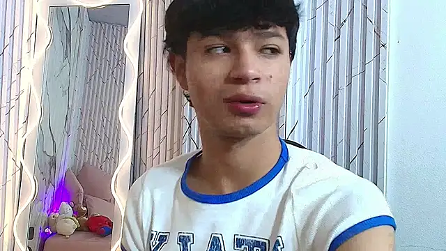 XXX chat uživo modela Spark_tay