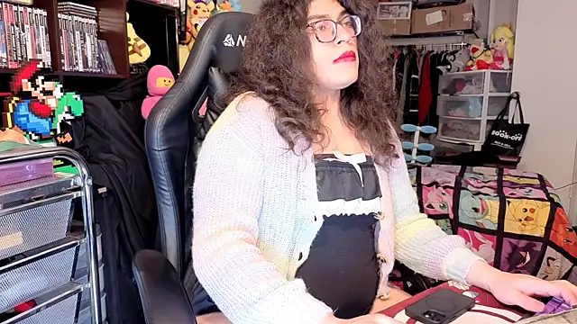 ShinyCherub Chat XXX live