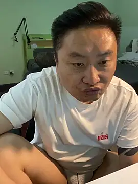 XXX chat uživo modela mrcake666