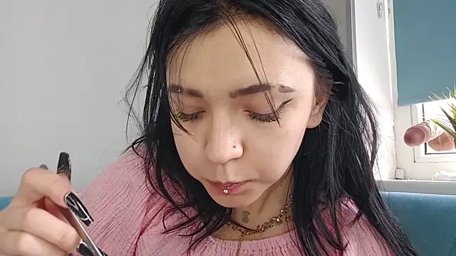 SofiVessa Adlı Modelin Canlı XXX Sohbeti