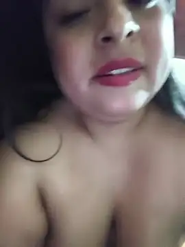 Gatitadiablita35's Live XXX Chat