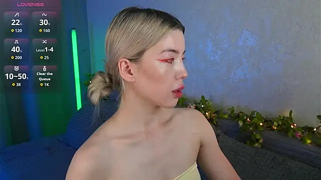 Živý XXX chat LindaThackerr