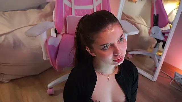 Chat XXX en directo de EvaBloomm