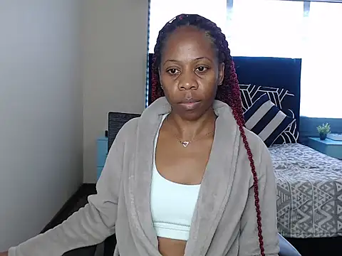 XXX chat uživo modela QUEENMANDYY