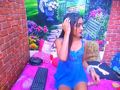 IndianPretty14u2Luv Chat XXX in diretta