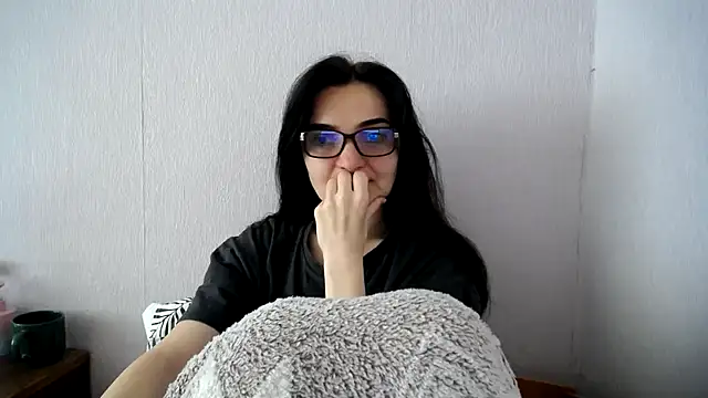 Shiny_gine XXX чат на живо