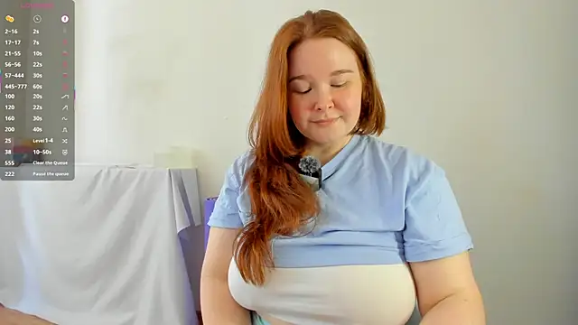 XXX chat uživo modela DebbieWoood
