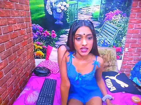 IndianPretty14u2Luv Chat XXX live