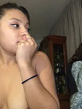 Chat XXX en directo de 3littles