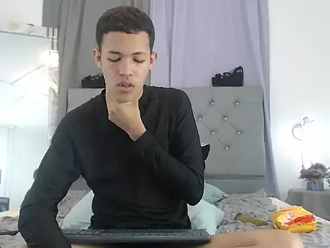PhillipCox Chat XXX live