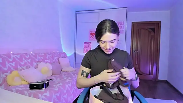 Chat XXX en directo de luna_lust_212