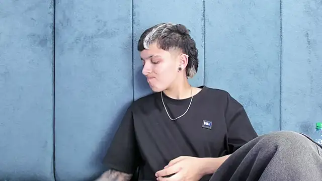 Megan_Thompson_'s Live XXX Chat