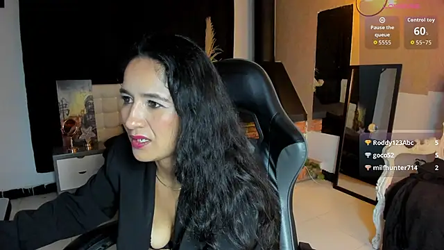 دردشة Vicky_Angeel الجنسية المباشرة