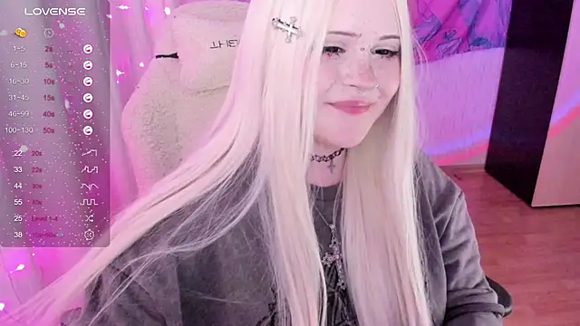 SelenaCute Live XXX Chat