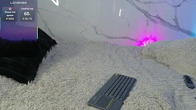 Saimonvela Chat XXX live