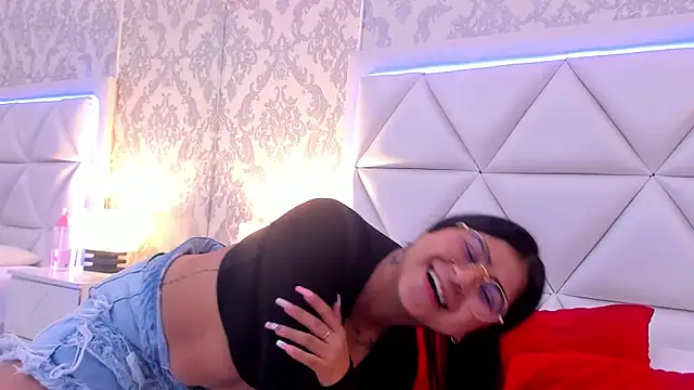 ScarletJons Chat XXX in diretta