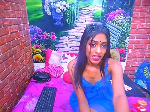 IndianPretty14u2Luv's Live XXX Chat